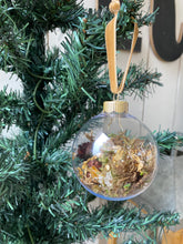 Load image into Gallery viewer, Woodland Terrarium Ornament