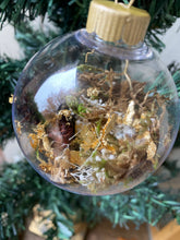Load image into Gallery viewer, Woodland Terrarium Ornament