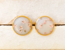 Load image into Gallery viewer, Milk Glass Dots